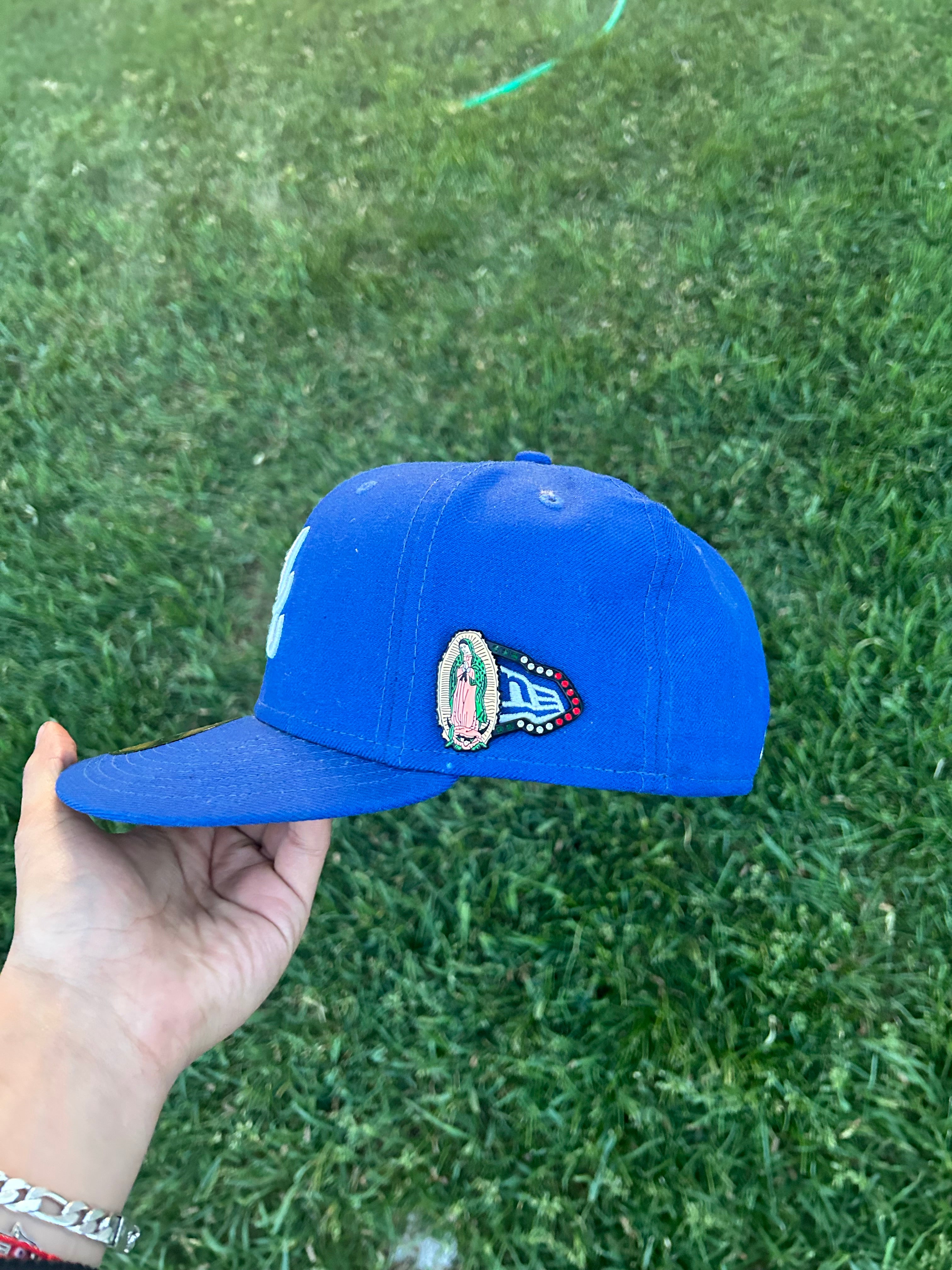Virgen Mary New Era pin